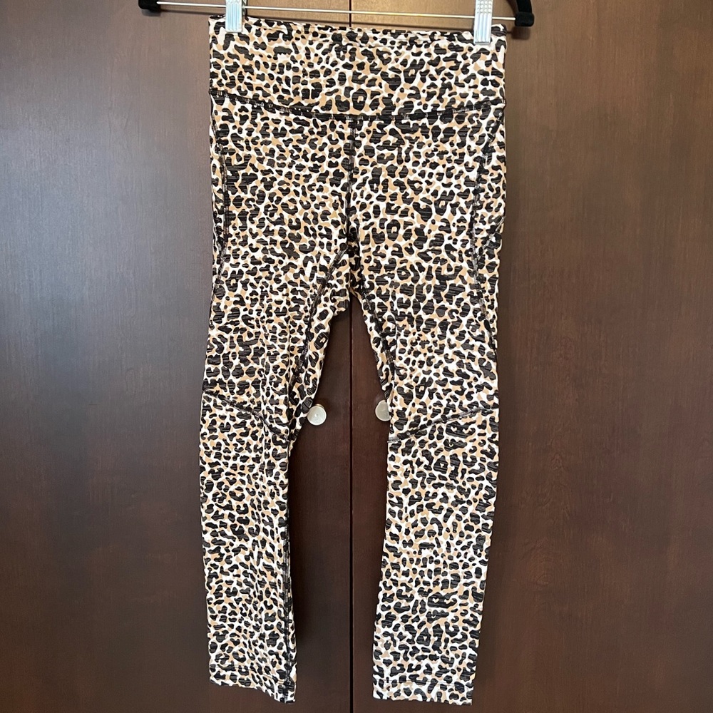 Outdoor Voices Leopard Flex Cropped Leggings